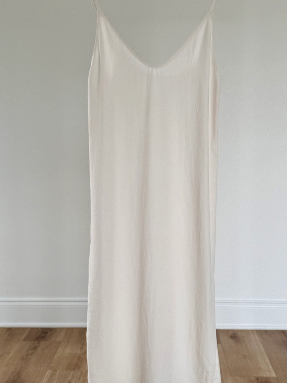 Everlane 100% Triacetate Slip Midi Dress Ivory Cream Size 4 Quiet Luxury